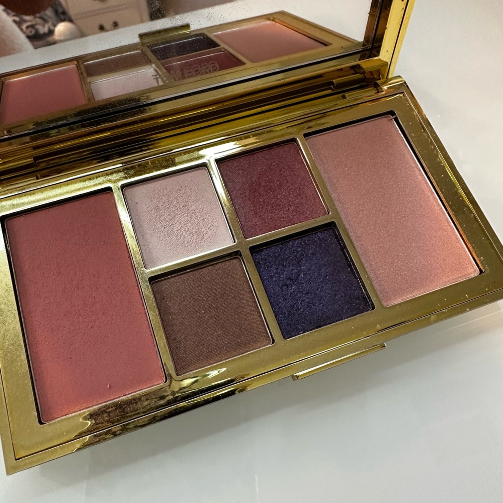 Tom Ford Blush Palette Pink and Purple Makeup